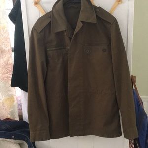 Men’s green utility jacket